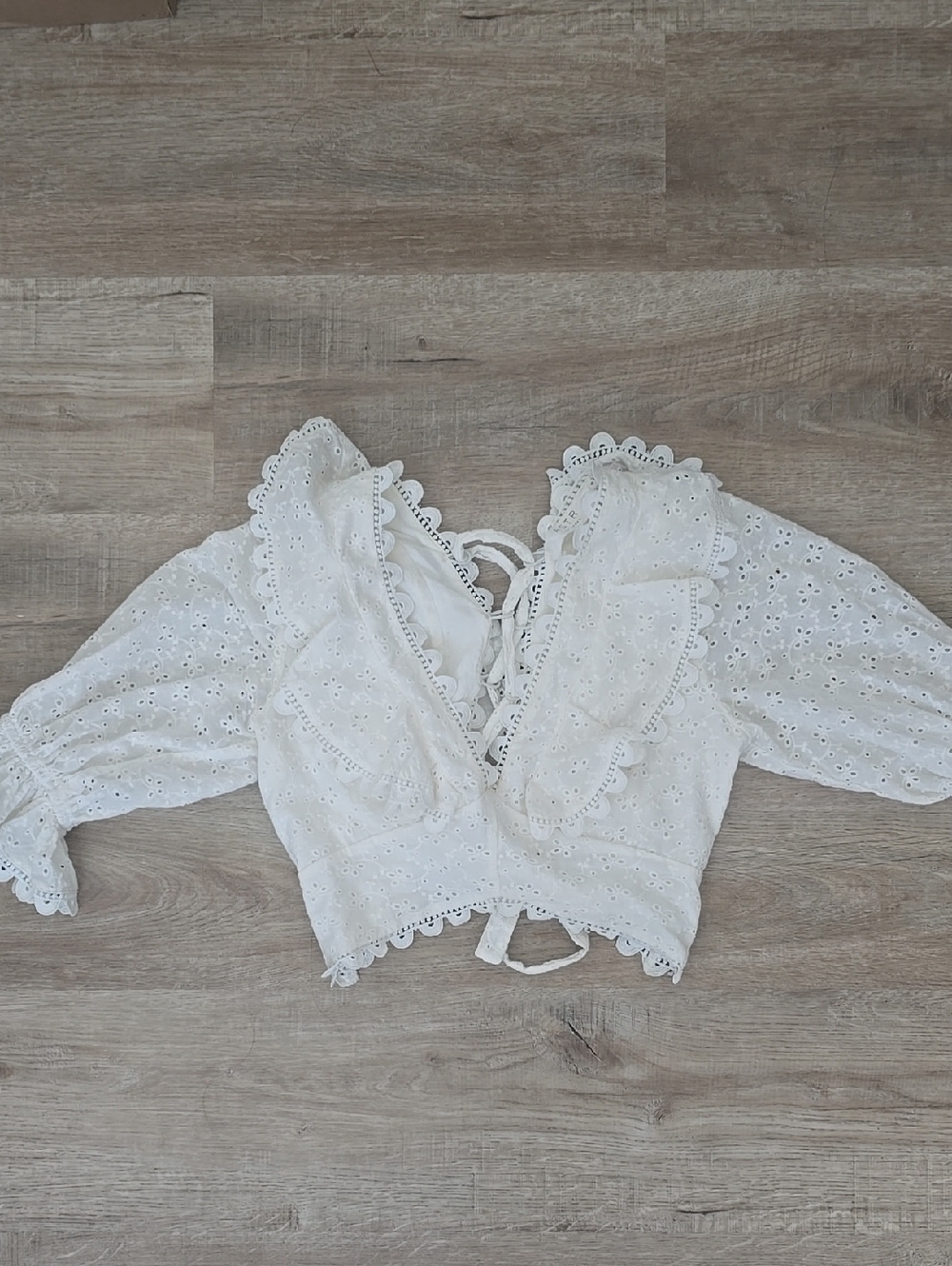 Astr The Label - Eyelet V-neck Top